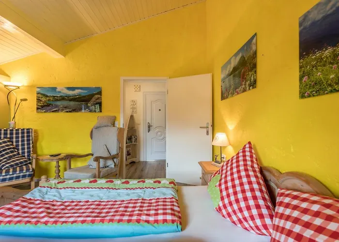 Zwischen Chiemsee Und Bergen Dg Apartmán *