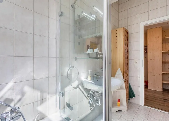 Apartment Zwischen Chiemsee Und Bergen Dg *